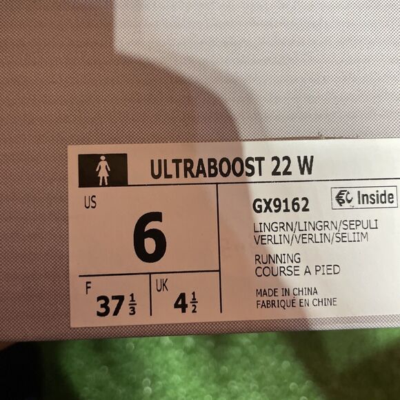 Adidas Ultra Boost 22 Linen Green White Running Shoes GX9162 Women's Size 6 - Picture 7 of 7